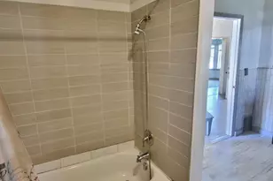 1621 W 10th St, Michigan City, IN 46360 - Photo 15