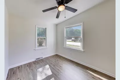 102 S Karwick Road, Michigan City, IN 46360 - Photo 13