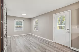 1059 Farrell St, Valparaiso, IN 46385 - Photo 9