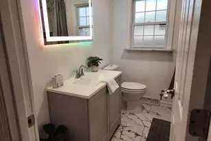 851 Johnson St, Gary, IN 46402 - Photo 9