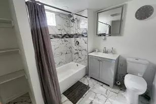 851 Johnson St, Gary, IN 46402 - Photo 17