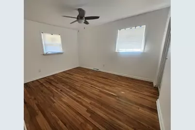 851 Johnson Street, Gary, IN 46402 - Photo 7