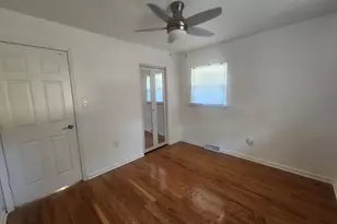 851 Johnson St, Gary, IN 46402 - Photo 7