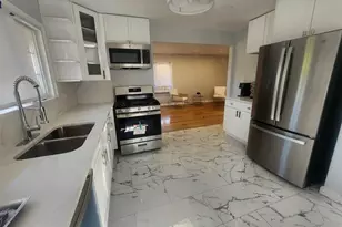 851 Johnson St, Gary, IN 46402 - Photo 11