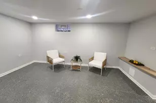 851 Johnson St, Gary, IN 46402 - Photo 11