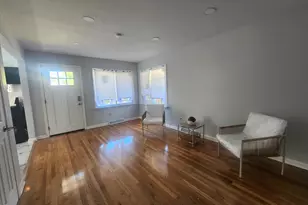 851 Johnson St, Gary, IN 46402 - Photo 5