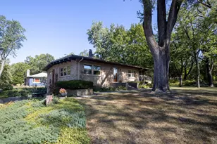 1799 Pershing St, Portage, IN 46368 - Photo 3