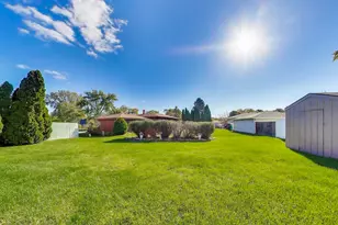 9449 Primrose Ln, Munster, IN 46321 - Photo 33