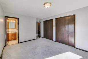 9449 Primrose Ln, Munster, IN 46321 - Photo 17