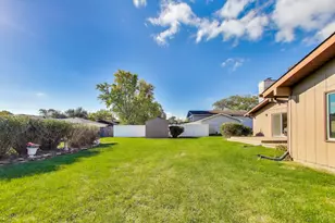 9449 Primrose Ln, Munster, IN 46321 - Photo 31