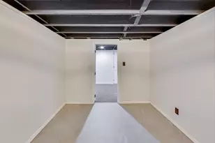 627 W 39th Ave, Gary, IN 46408 - Photo 31