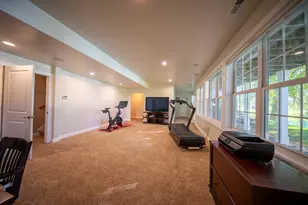 3303 Venice Dr, Valparaiso, IN 46385 - Photo 41