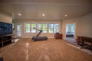 3303 Venice Dr, Valparaiso, IN 46385 - Photo 49