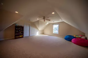 3303 Venice Dr, Valparaiso, IN 46385 - Photo 37