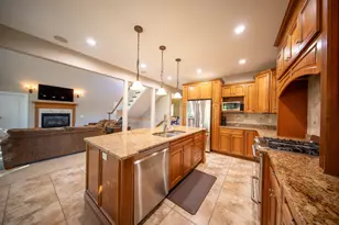 3303 Venice Dr, Valparaiso, IN 46385 - Photo 23