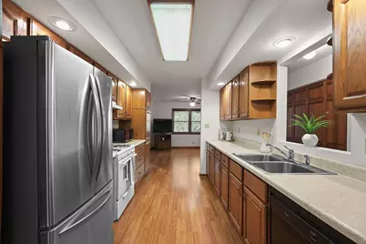 208 E 650 N, Valparaiso, IN 46383 - Photo 11