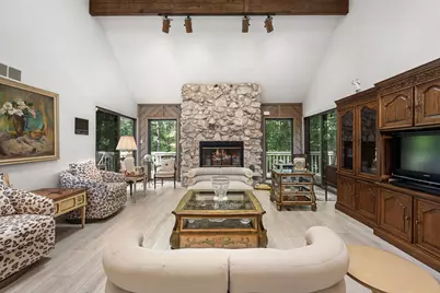 483 Roxbury Road, Valparaiso, IN 46385 - Photo 9