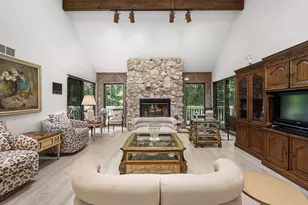 483 Roxbury Rd, Valparaiso, IN 46385 - Photo 9