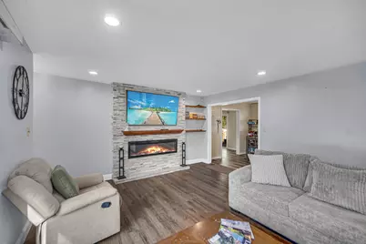 326 Crestwood Drive, Michigan City, IN 46360 - Photo 7