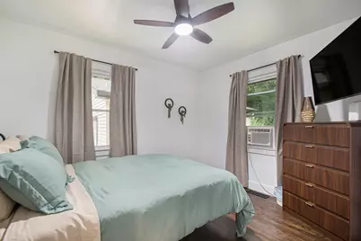 1563 Maine Avenue, Michigan City, IN 46360 - Photo 7