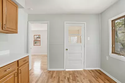 2027 1/2 Davidson Place, Whiting, IN 46394 - Photo 17