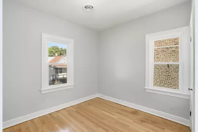 2027 1/2 Davidson Place, Whiting, IN 46394 - Photo 5