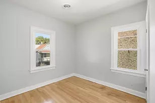 2027 1/2 Davidson Pl, Whiting, IN 46394 - Photo 5