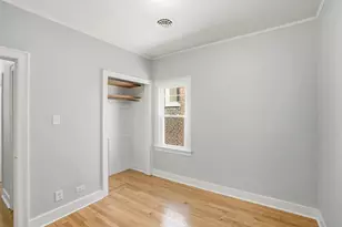 2027 1/2 Davidson Pl, Whiting, IN 46394 - Photo 7