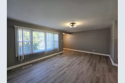 5423 Stone Avenue, Portage, IN 46368 - Photo 5