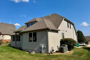 9204 Wright St, Merrillville, IN 46410 - Photo 5