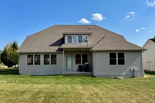 9204 Wright St, Merrillville, IN 46410 - Photo 7