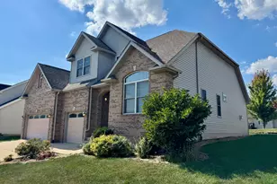 9204 Wright St, Merrillville, IN 46410 - Photo 3