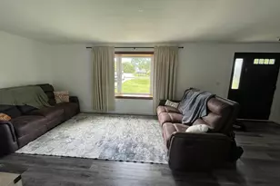 3794 Kingsway Dr, Crown Point, IN 46307 - Photo 5