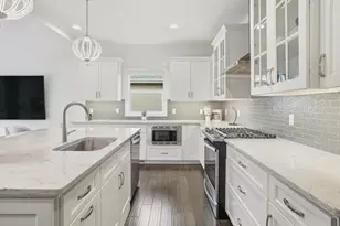 2438 Braeburn Pl, Schererville, IN 46375 - Photo 9