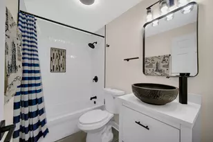 2232 Roosevelt Pl, Gary, IN 46404 - Photo 13