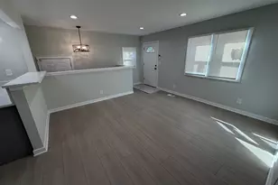 323 King St, Gary, IN 46406 - Photo 13