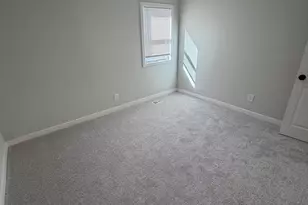 323 King St, Gary, IN 46406 - Photo 11