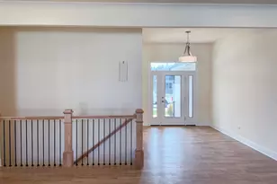 177 Trillium Dr, Dyer, IN 46311 - Photo 5