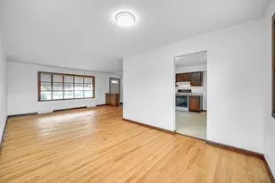 9211 Hawthorne Dr, Munster, IN 46321 - Photo 11