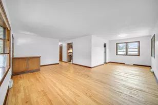 9211 Hawthorne Dr, Munster, IN 46321 - Photo 9