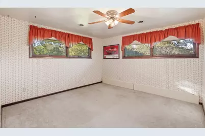 8250 Columbia Avenue, Dyer, IN 46311 - Photo 17