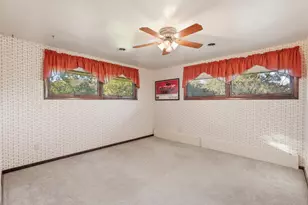 8250 Columbia Ave, Dyer, IN 46311 - Photo 17