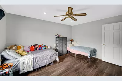 9017 Mathews Street, Crown Point, IN 46307 - Photo 15