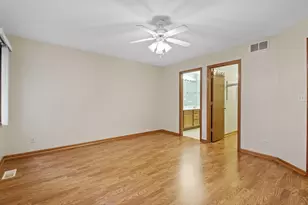 6140 Avocet Cir, Hobart, IN 46342 - Photo 27