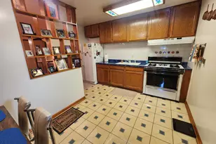 937 E 52nd Ave, Gary, IN 46408 - Photo 7