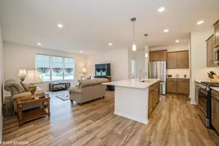 5083 Sedona Cir, Schererville, IN 46375 - Photo 3