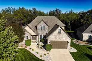 10589 Erie Dr, Crown Point, IN 46307 - Photo 47