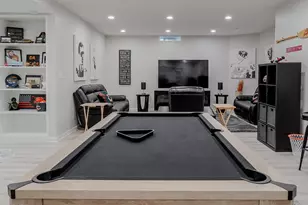 10589 Erie Dr, Crown Point, IN 46307 - Photo 29