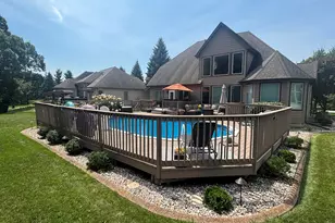 10589 Erie Dr, Crown Point, IN 46307 - Photo 65