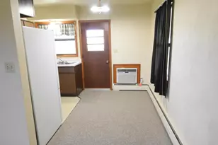 981 E Washington St, Rensselaer, IN 47978 - Photo 5